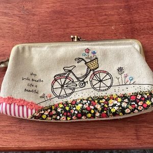 Natural life wristlet